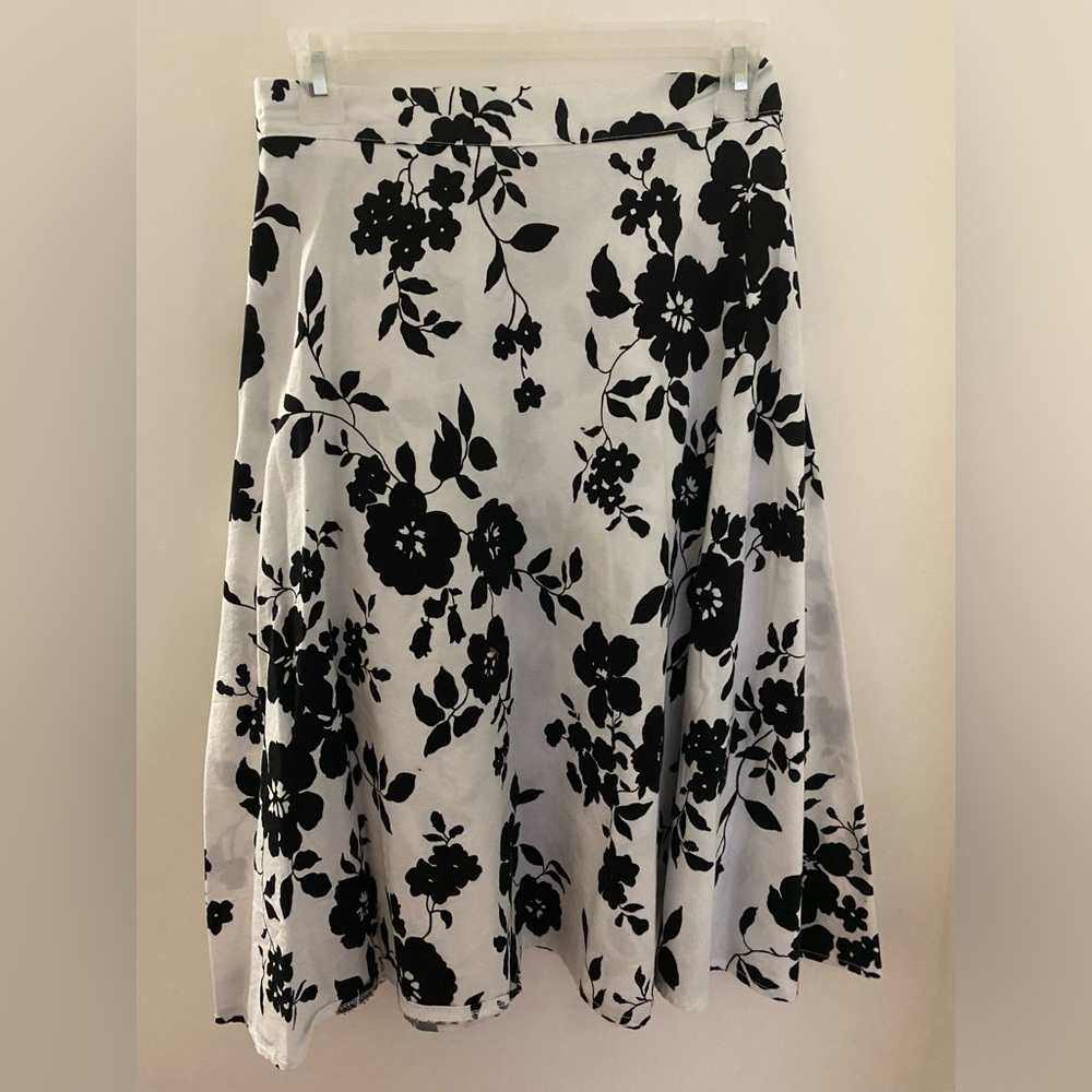 #A1 🌈 | Floral Skirt | S: XXL